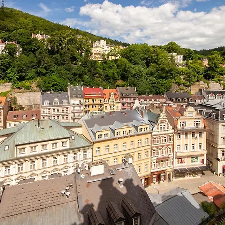 V Lazenskem Centru * Karlovy Vary
